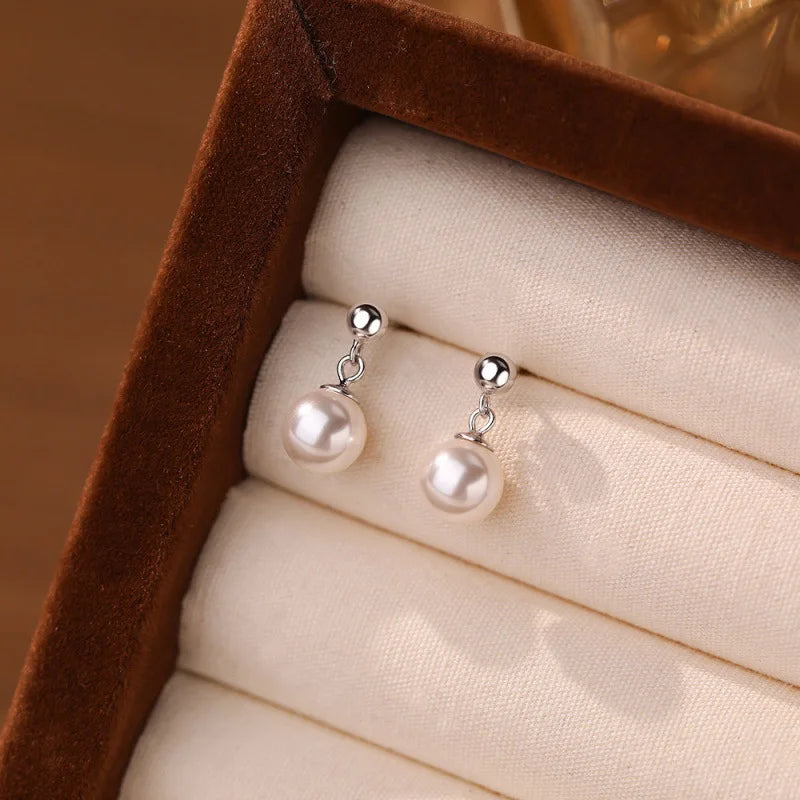 925 Silver Pearl Stud Earrings Fashionable Exquisite Luxurious Elegant Niche High End Pearl Stud Earrings for Women