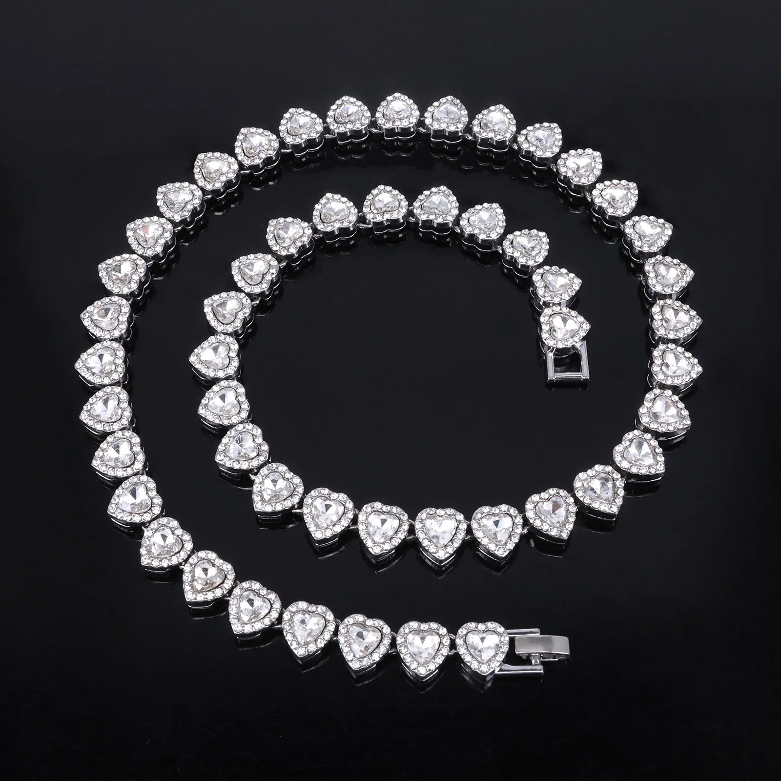 Zakol chain with zircon heart