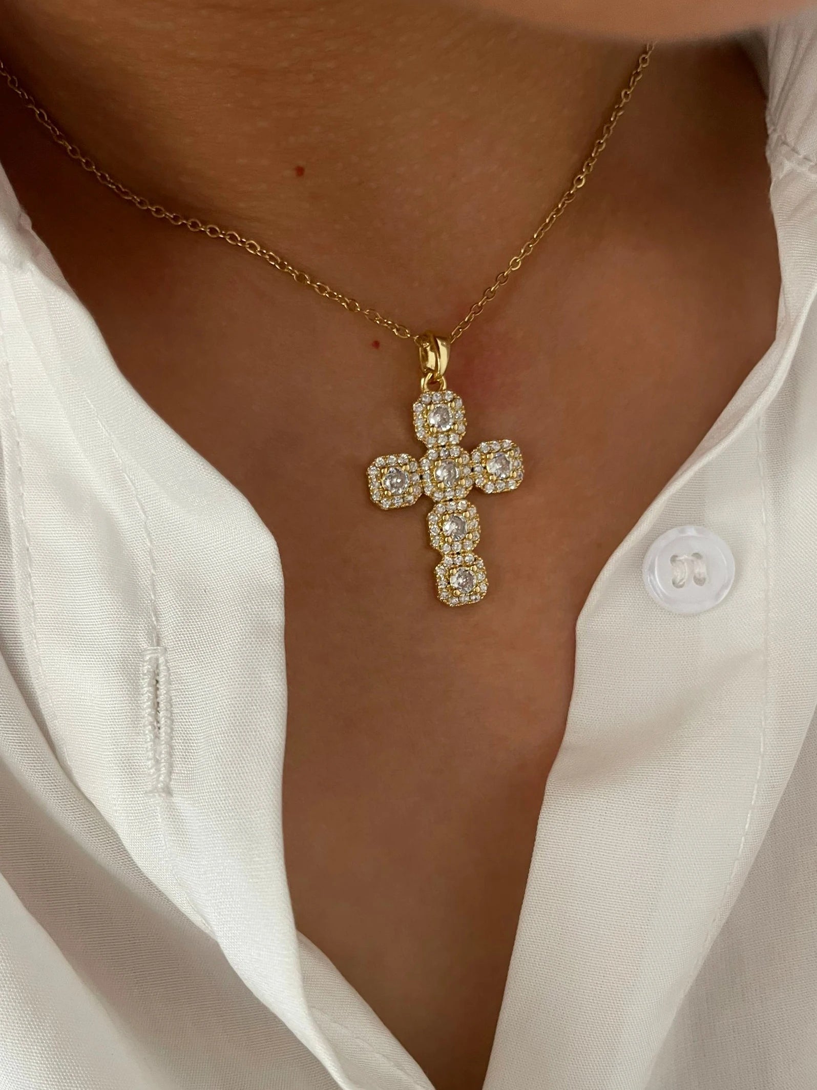 Peri'sbox Fashion Shiny Cubic Zirconia Metal Copper Cross Pendant Necklace for Women Stainless Steel Chain High Quality Jewelry
