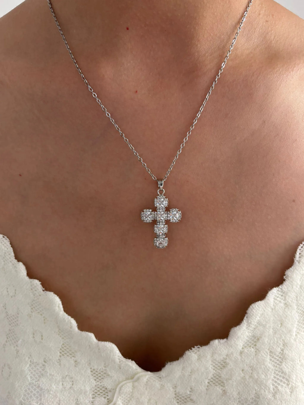 Peri'sbox Fashion Shiny Cubic Zirconia Metal Copper Cross Pendant Necklace for Women Stainless Steel Chain High Quality Jewelry