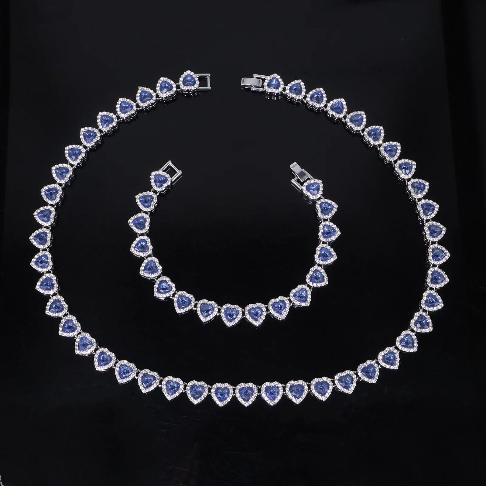 Zakol chain with zircon heart