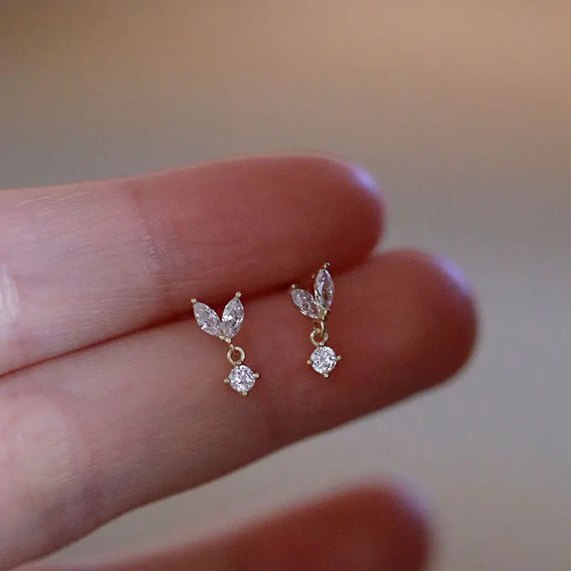 ANENJERY Butterfly Stud Earrings for Women Cute Delicate Jewelry Girls Gift Wholesale Pendientes mujer